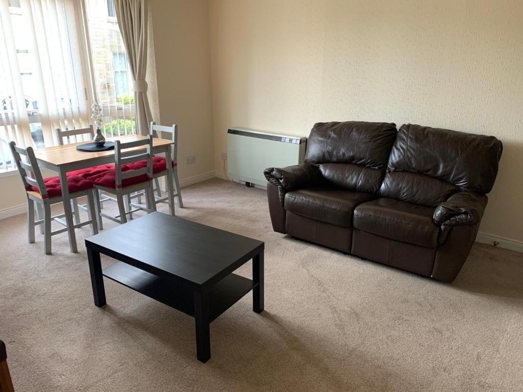 2 Bedroom Central Apartment EDI Exterior photo
